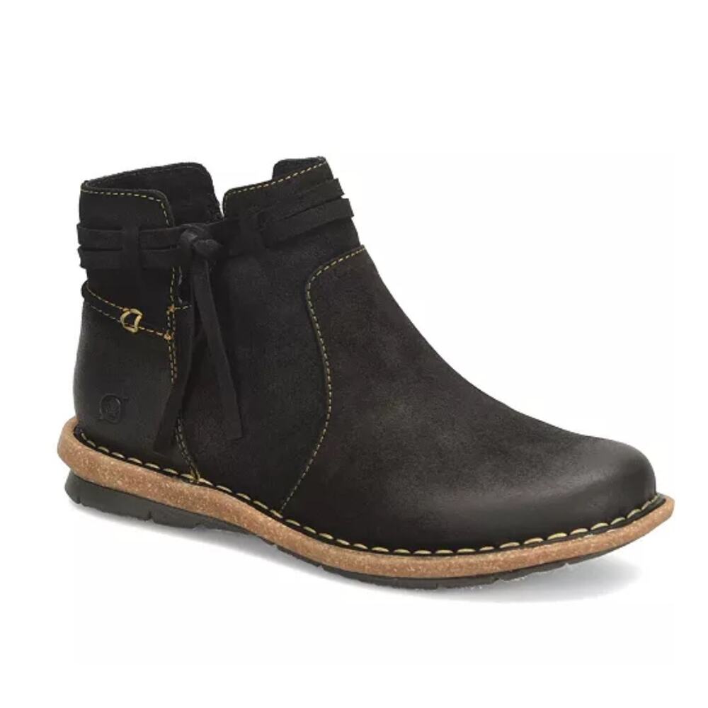 Born Wynter Black Suede Comfort Booties Size 8/38-39 NWOT Low Cut Grip Sole